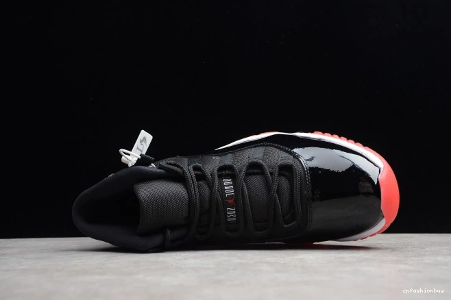 378037-010 Jordan Bred Retro (2012) Air 11 0830